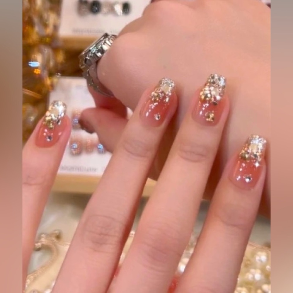 Glitter and Cateye Press on Nails